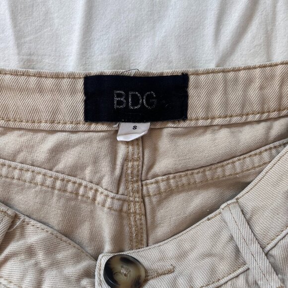 BDG Shorts - Picture 3 of 3